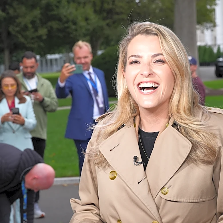 White House TV pool is back in operation after a dayslong ban of news outlets from grounds