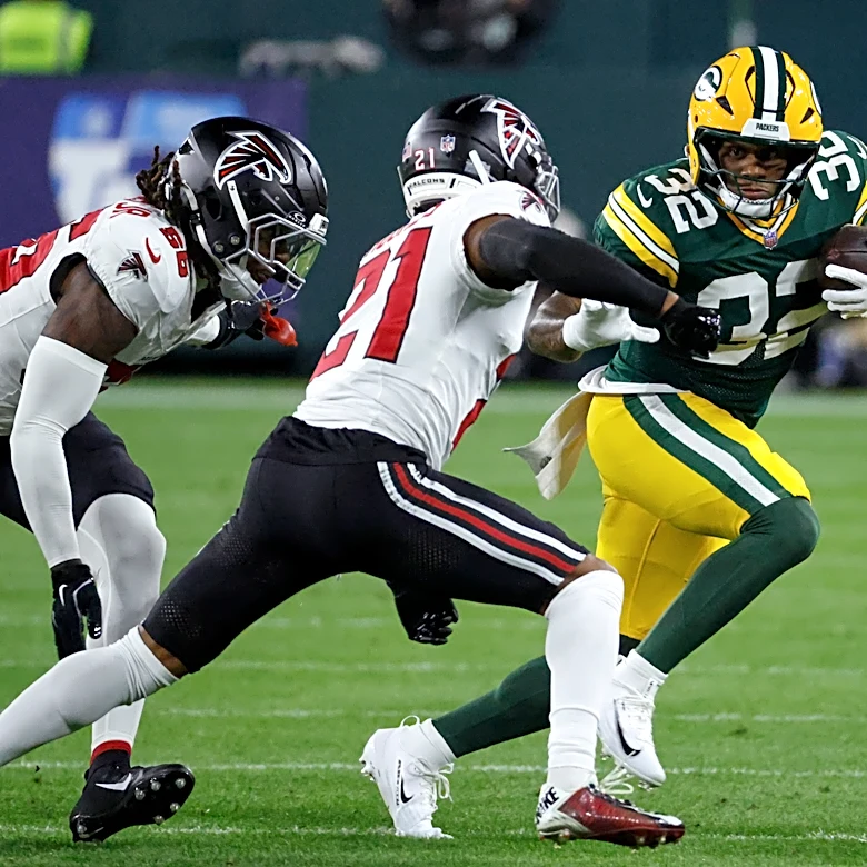 Packers' embarrassing home-opening loss exposes their lack of a rushing attack