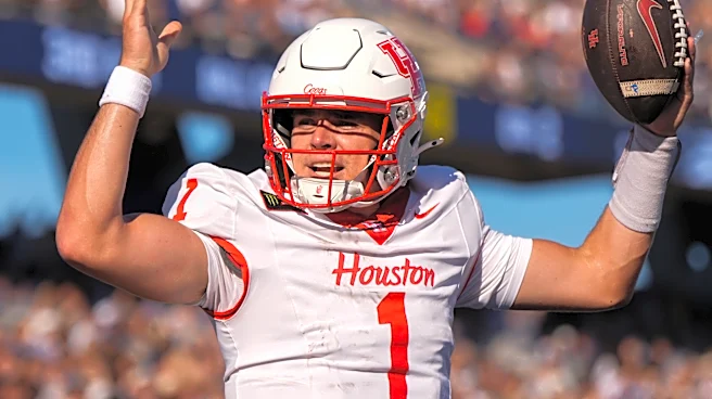 Conner Weigman throws 4 TD passes, runs for 2 scores as No. 25 Houston beats Georgia Southern 42-28