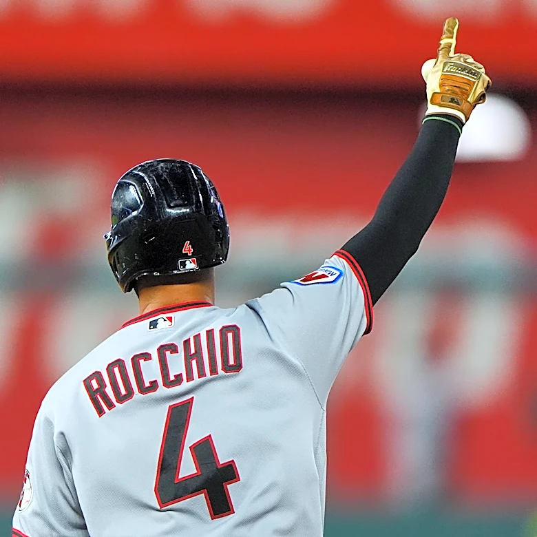 Guardians clinch their 3rd straight AL Central crown with an 11-5 win over the Royals