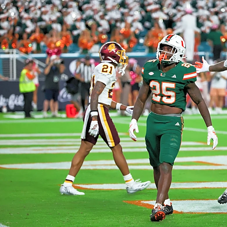 A perfect day for Florida teams, with Canes, Gators, FSU, UCF, USF, FIU and FAU all winning Saturday