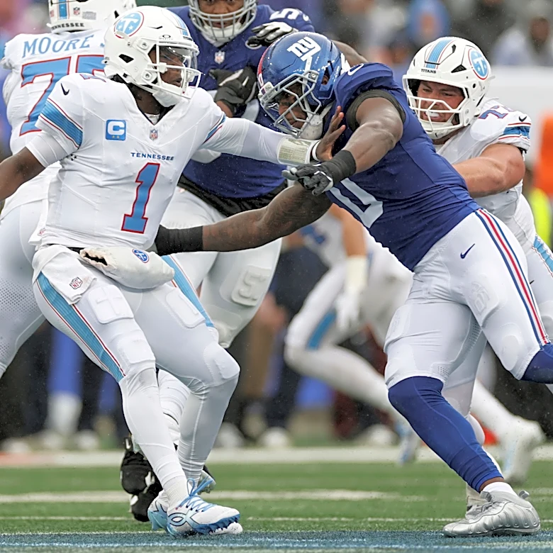Giants hold on to beat the Titans 12-7 but lose Brian Burns to a knee injury