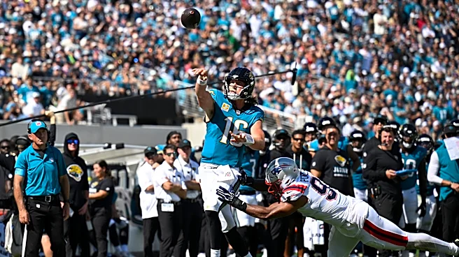 Lawrence throws 3 TD passes as Jaguars rout Patriots and raise more questions about Maye