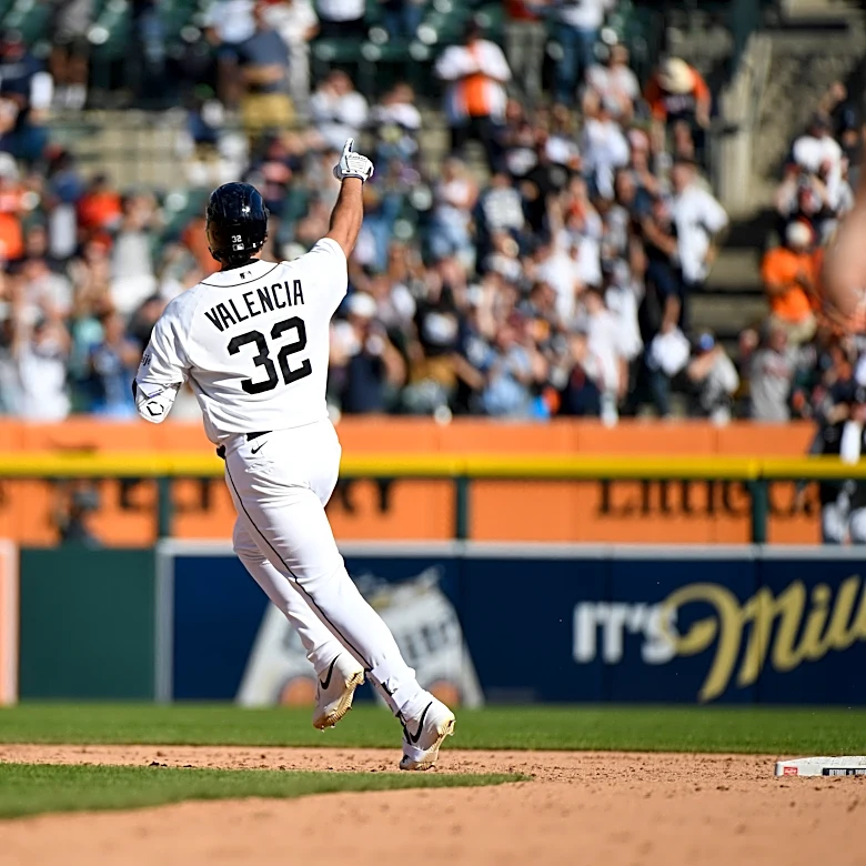 Griffin's homer helps Pirates finish with winning record, beating Detroit 4-2