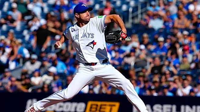Max Scherzer strikes out 7 in 225th career win as Blue Jays beat Reds 5-1 in season finale