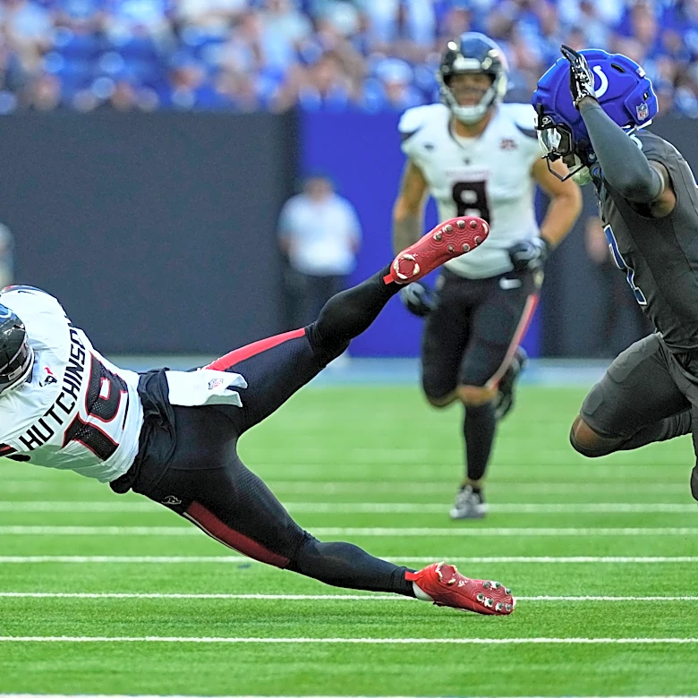 Texans' sputtering offense continues to stall against Colts' struggling defense in 19-17 road loss