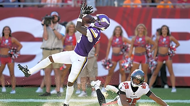 Vikings beat Buccaneers 23-16 but lose Jefferson to injury. Bucs' Mayfield dislocates thumb