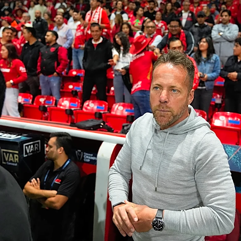 LAFC fires coach Marc Dos Santos late in his disappointing 1st season in charge