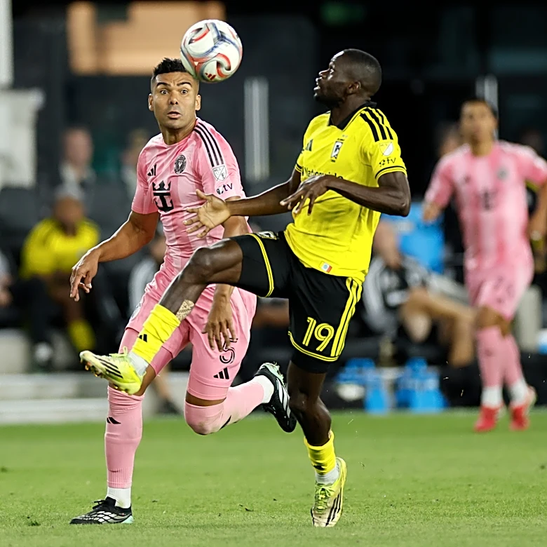 Jamal Thiaré scores in 9th minute of stoppage time, Crew beats Inter Miami and Leo Messi 2-1