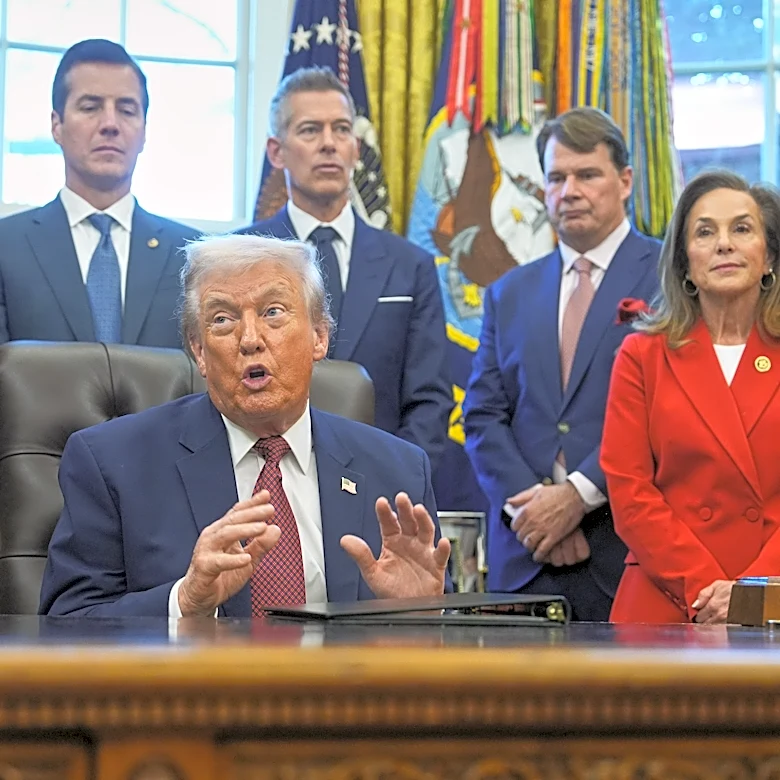 Trump administration set to roll out lower fuel economy standards for cars, light trucks