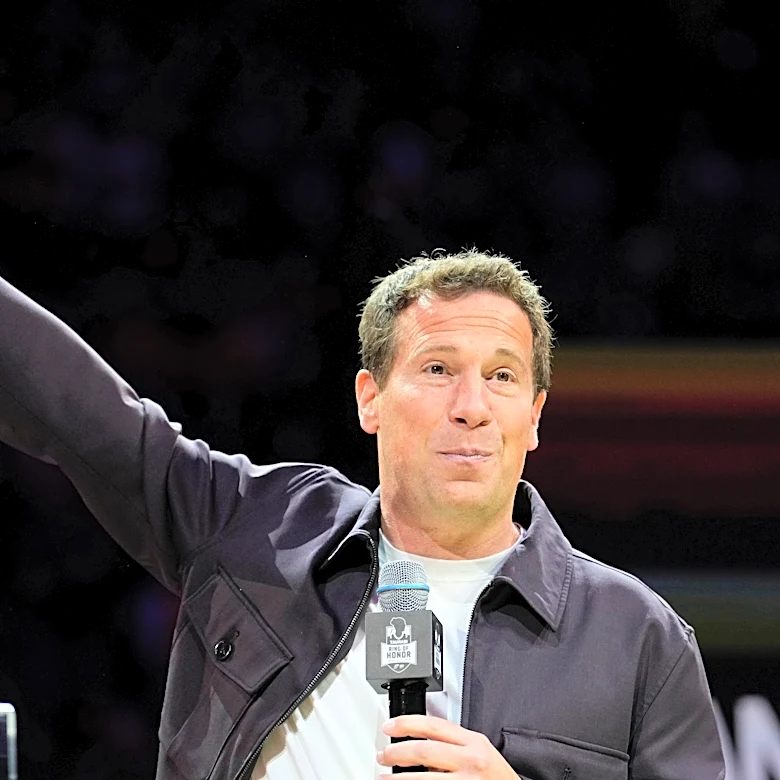 Suns owner Mat Ishbia says mortgage company woes will have no effect on basketball