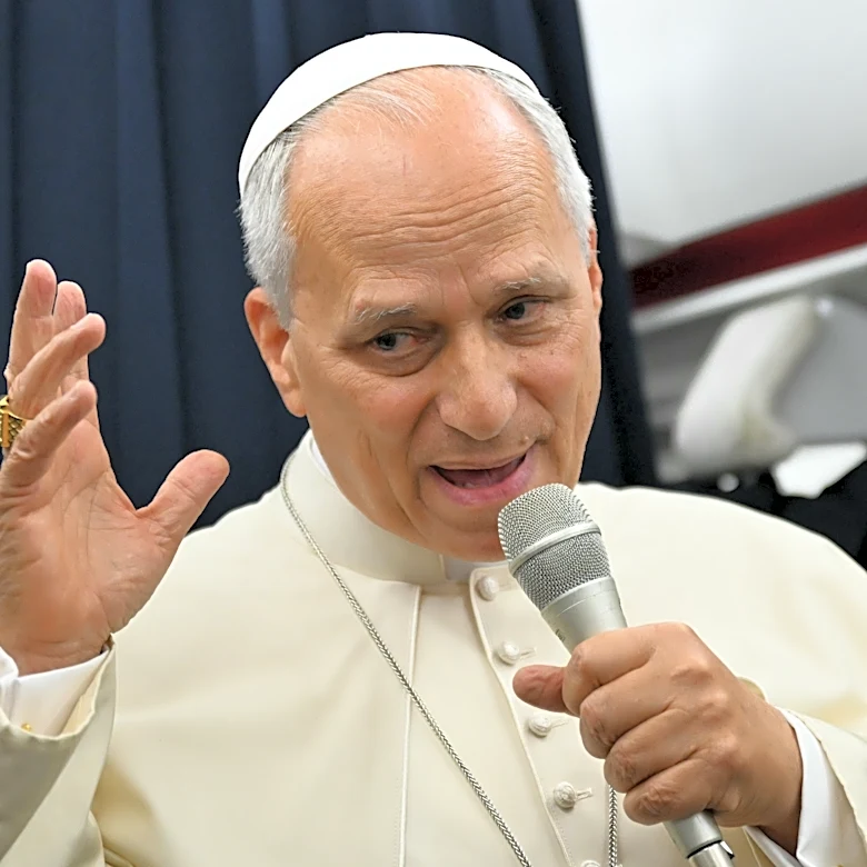 Contradicting Trump, Pope Leo says artificial intelligence safety concerns not 'fake news'