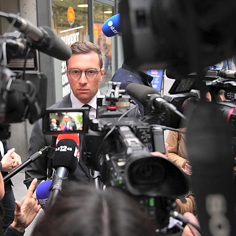 Antisemitism allegations against her running mate cloud Le Pen's presidential campaign in France