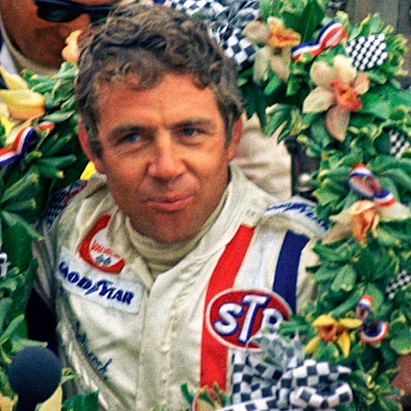 Gordon Johncock, a two-time winner of the Indianapolis 500, dies at 90