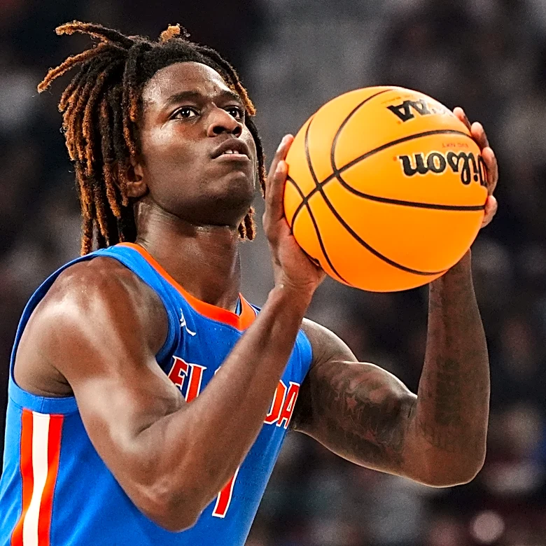 Florida guard Denzel Aberdeen gets court injunction to play this season