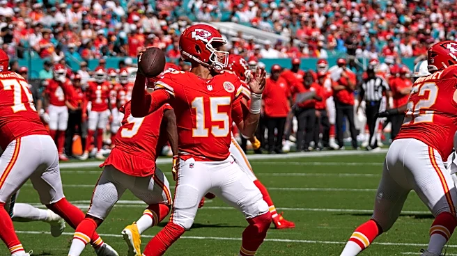 Pro Picks: Patrick Mahomes and the Chiefs will hand the Raiders their first loss
