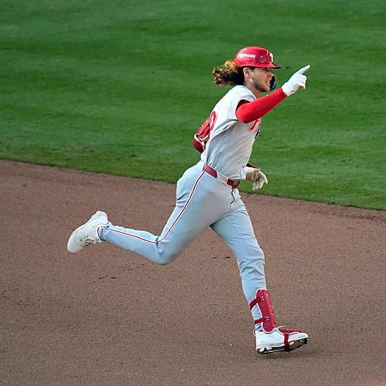 Bohm's homer in 10th lifts Phillies over Braves 4-3 to force decisive Game 3