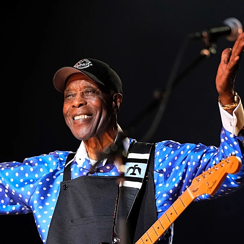 Buddy Guy celebrated at Radio City Music Hall with a sold-out 'Buddy's Got the Blues' show