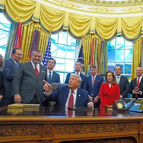 Environmental groups sue Trump administration over eased vehicle fuel economy rules