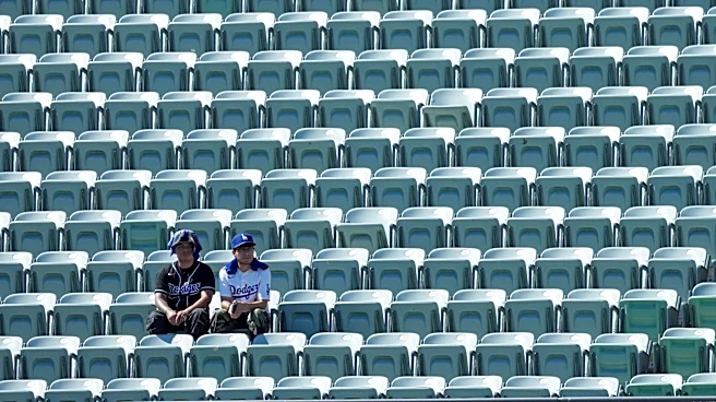 Blazing triple-digit heat bears down on Braves-Dodgers NLDS opener in Los Angeles