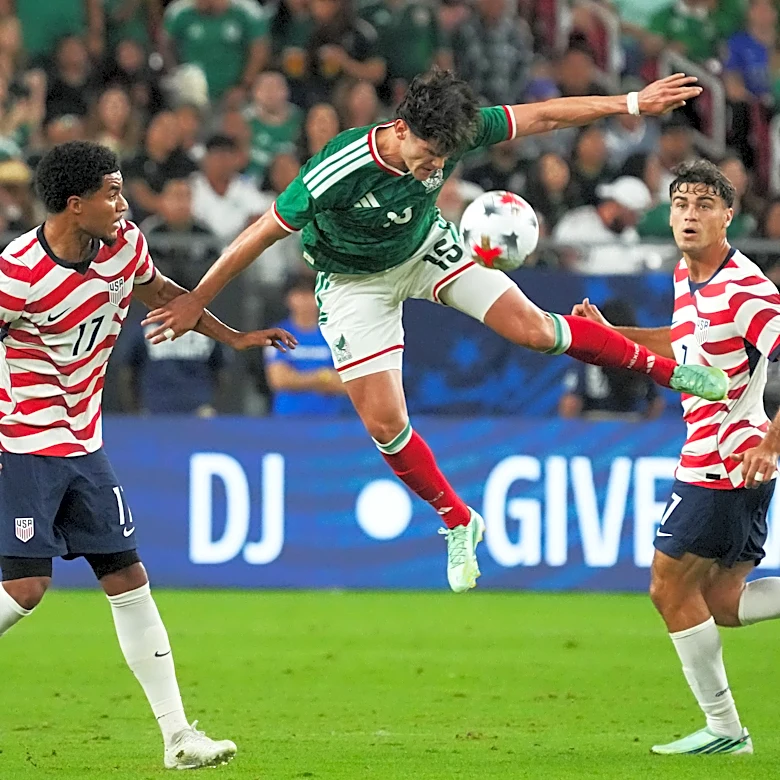 Cavan Sullivan -- just 17 years old -- becomes youngest USMNT player to score in 3-0 win vs. Mexico