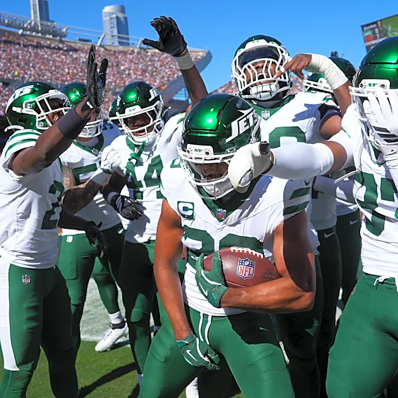 Minkah Fitzpatrick stops the Jets' NFL-record interception drought at 20 consecutive games