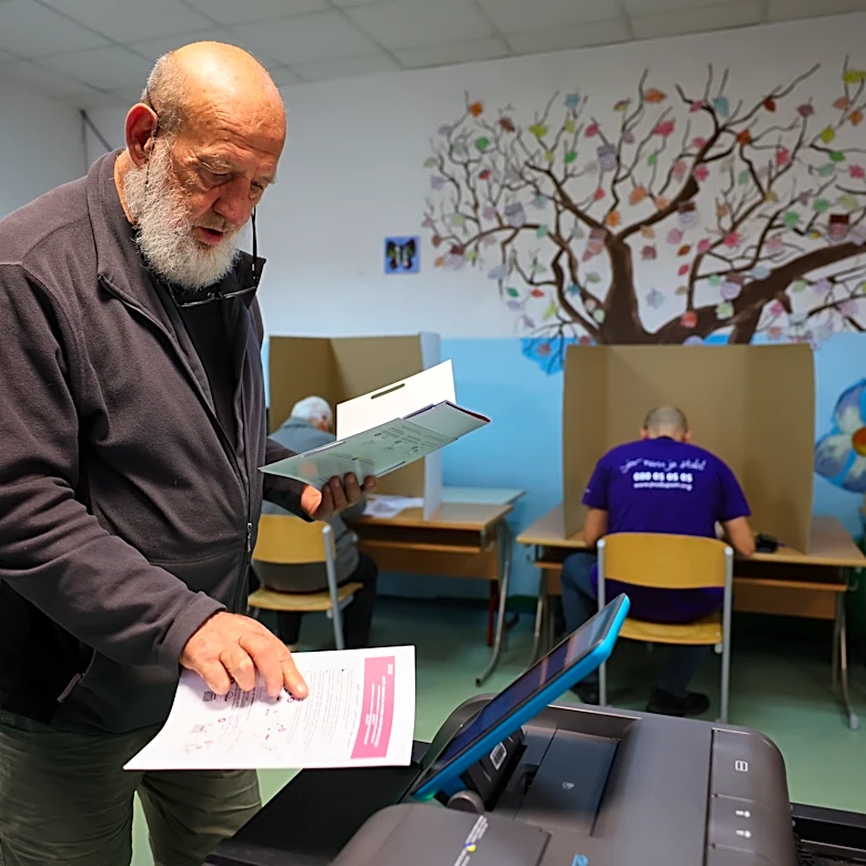 Serb separatist Dodik declares victory in Bosnia vote as ethnic tensions and EU hopes collide