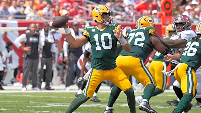 Jordan Love throws 2 touchdown passes, Packers edge Buccaneers 17-14