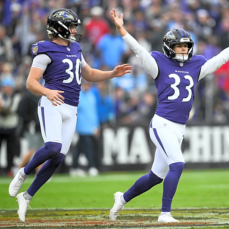 Ravens beat Titans 24-18 despite Lamar Jackson's ankle injury. Henry scores against his old team