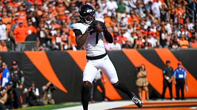 Trevor Lawrence finally gets 1st win over Bengals as Jaguars hold on for 22-17 victory