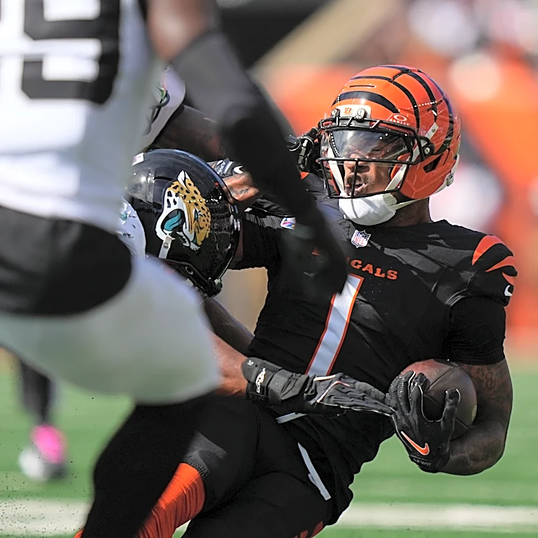 Star receiver Ja'Marr Chase suffers a concussion in Bengals' loss to Jaguars