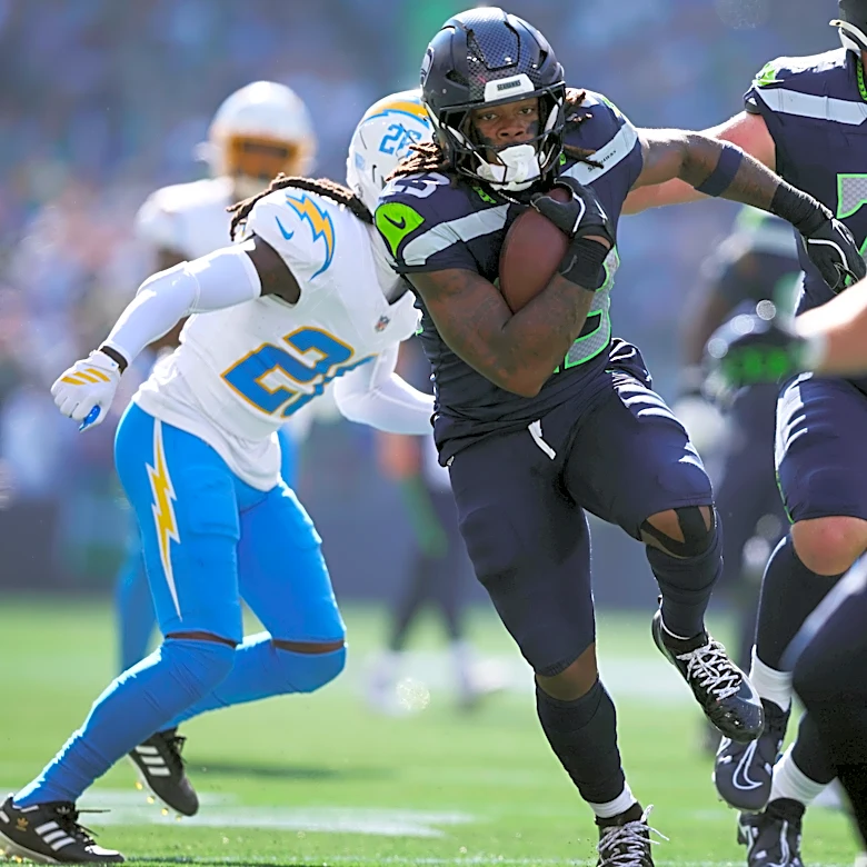 Emanuel Wilson sparks Seahawks past Chargers 30-23, handing Los Angeles a fourth straight loss