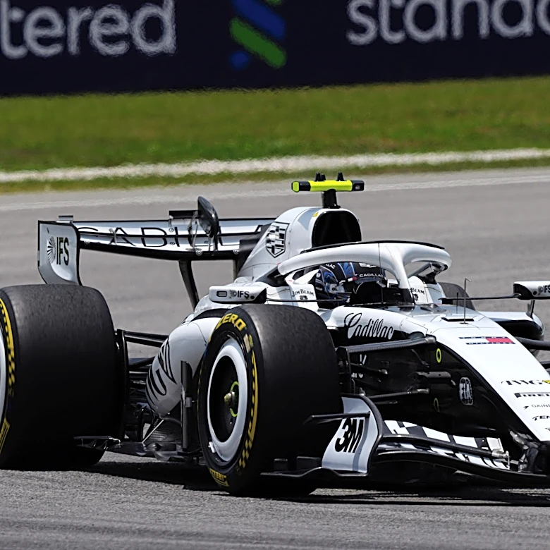 Valtteri Bottas cycles from Sepang to Singapore ahead of the next F1 race