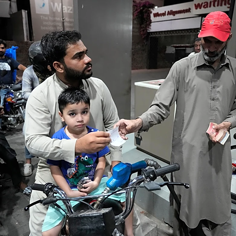 Pakistan provides fuel aid to over 9 million low-income people as Middle East war drives up prices