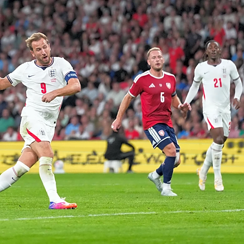 Harry Kane scores on record-tying 125th appearance for England