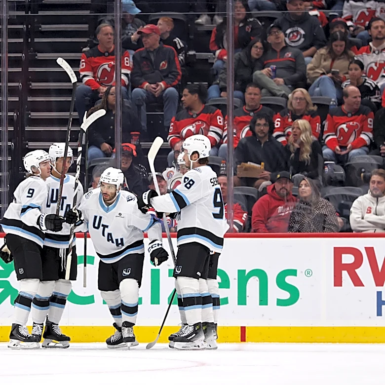 Nick Schmaltz scores NHL-best 5th goal and Mammoth beat Devils 5-3