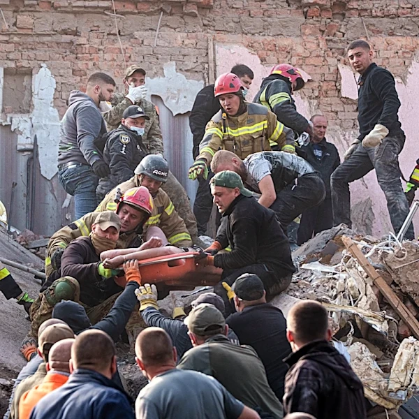 Russian strikes on Ukrainian cities kill at least 21 in a major attack that Kyiv saw coming