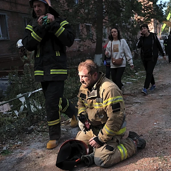 Strike on Ukrainian public bus leaves 30 dead as blackouts worsen in Kyiv