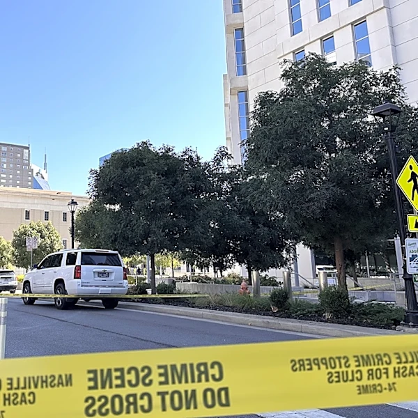 Man with a gun and knife is fatally shot by security at Nashville federal courthouse, police say