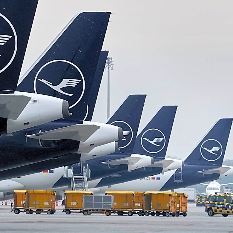 Lufthansa, Indian airlines suspend Riyadh service after explosions hit Saudi capital
