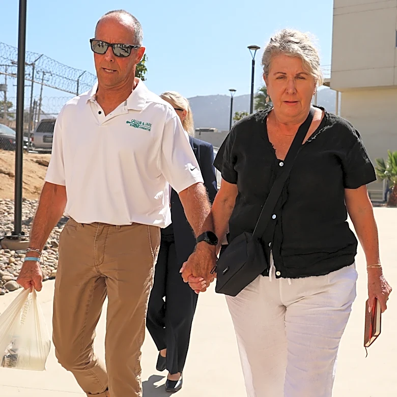 Trial in killings of 3 foreign surfers in Mexico nears verdict