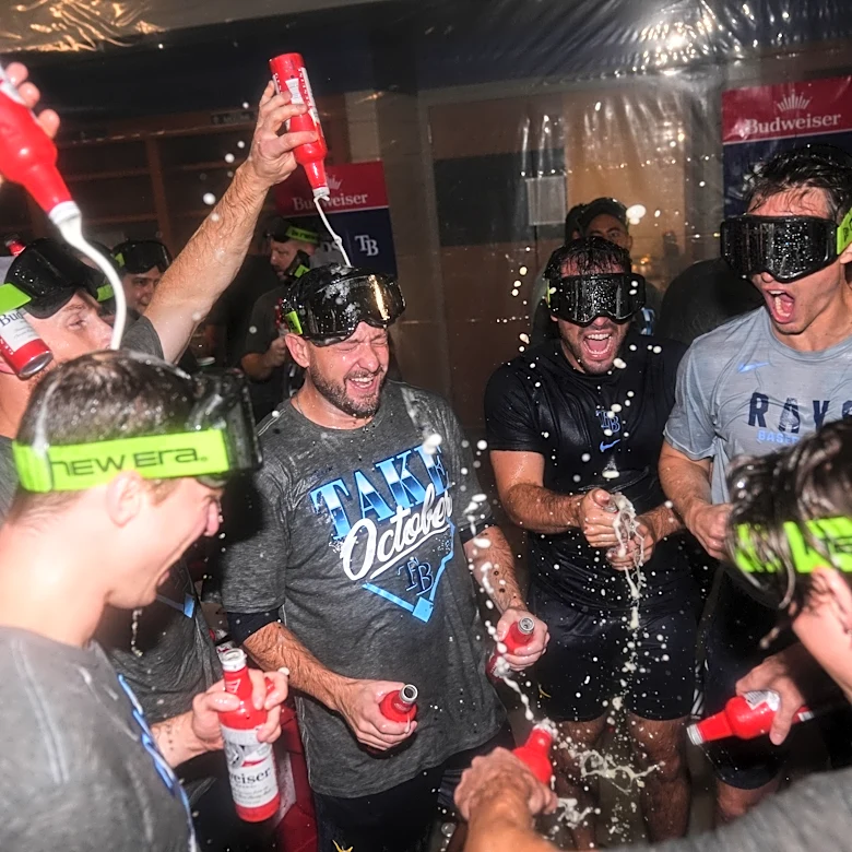 Singing `New York, New York,' Rays revel in recognition as they head to AL Championship Series