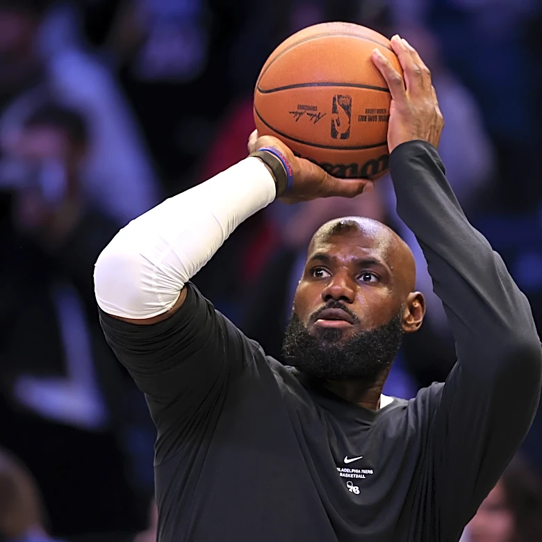 LeBron James has a strong first half for the 76ers in his first appearance with his new team