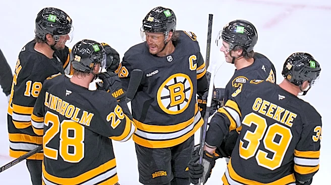 Pastrnak scores 2 goals, adds 2 assists in the Bruins' 6-1 rout of the Mammoth