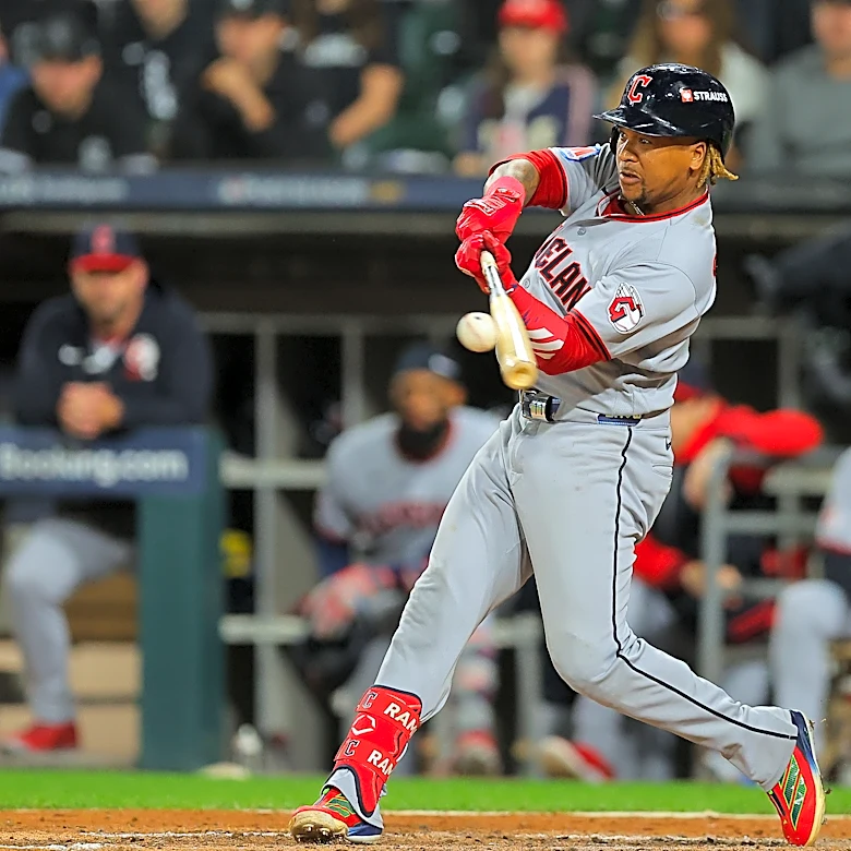 José Ramírez homers as the Guardians beat the White Sox 9-5 to force a decisive Game 5 in ALDS