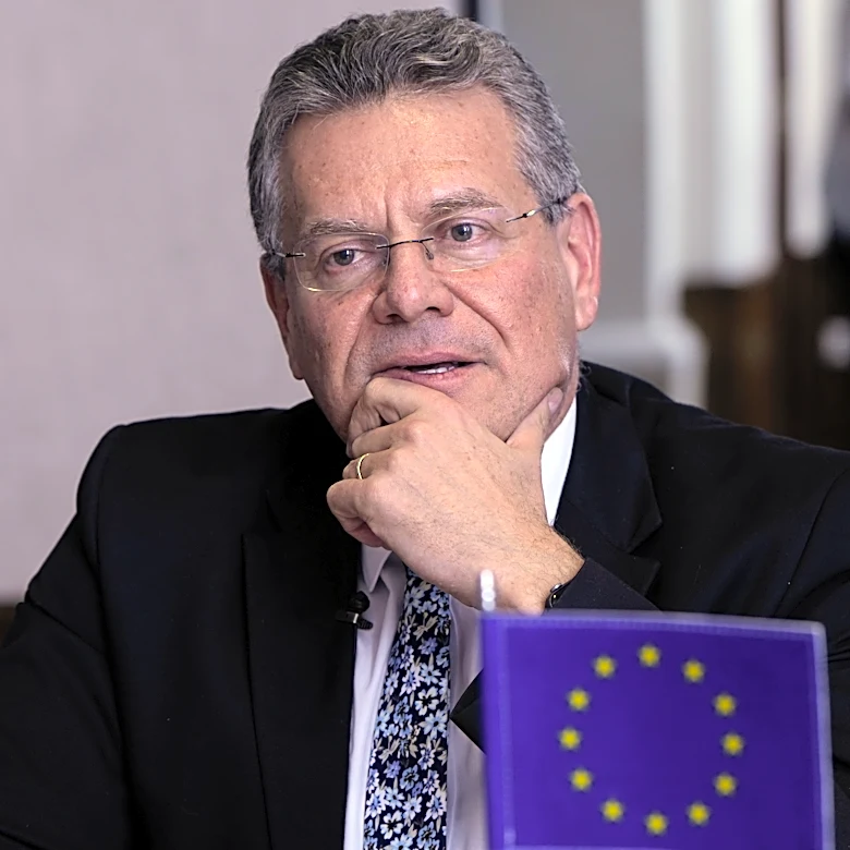 China and EU trade envoys seek ways to ease tensions over growing imbalances