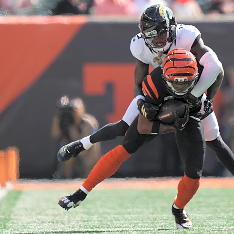 Jaguars want to 'stay firm on the plan' to use Travis Hunter primarily on defense
