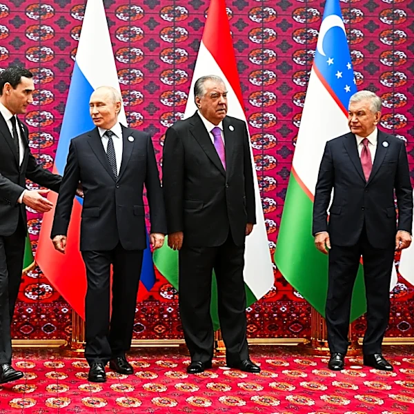 Putin pledges closer ties with ex-Soviet neighbors at CIS summit
