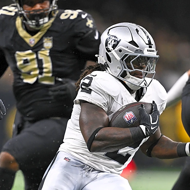Raiders' Ashton Jeanty questionable with ankle and foot injuries for Patriots game