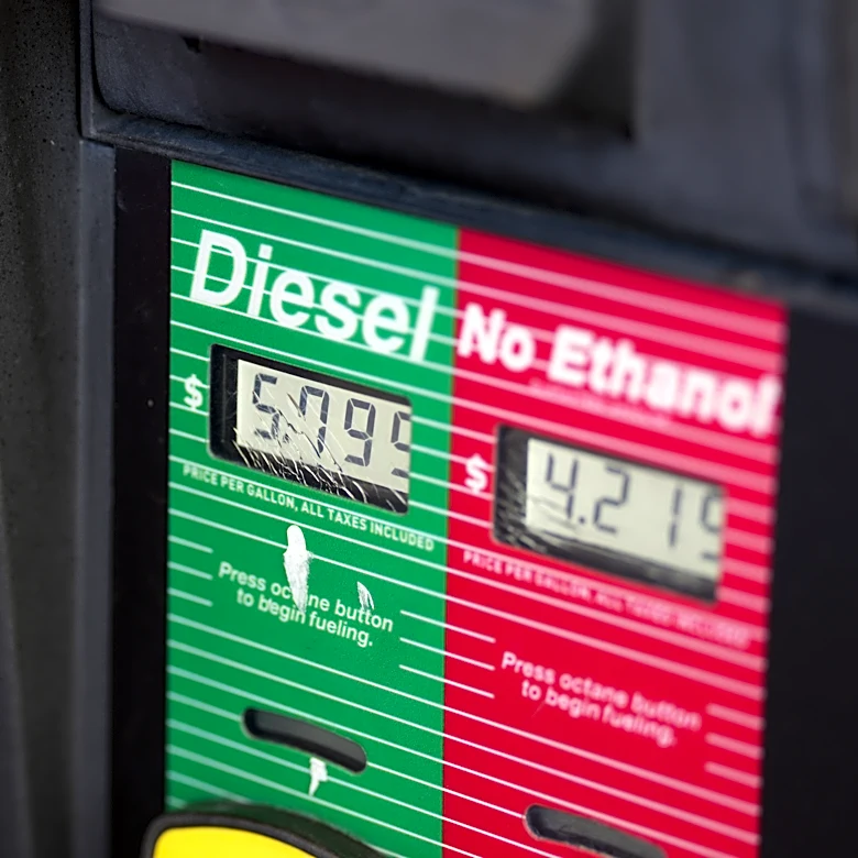 Trump strikes deal with Putin to get diesel in sharp reversal of US policy weeks before midterms